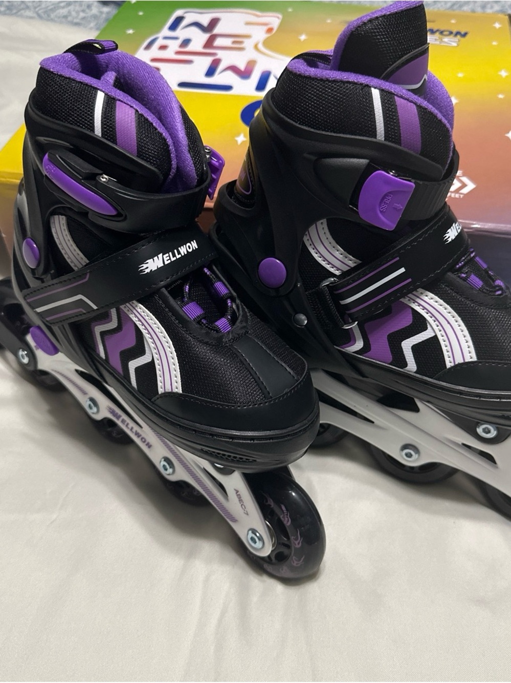 Wellwon Kids Adjustable Inline Skates - Black & Purple